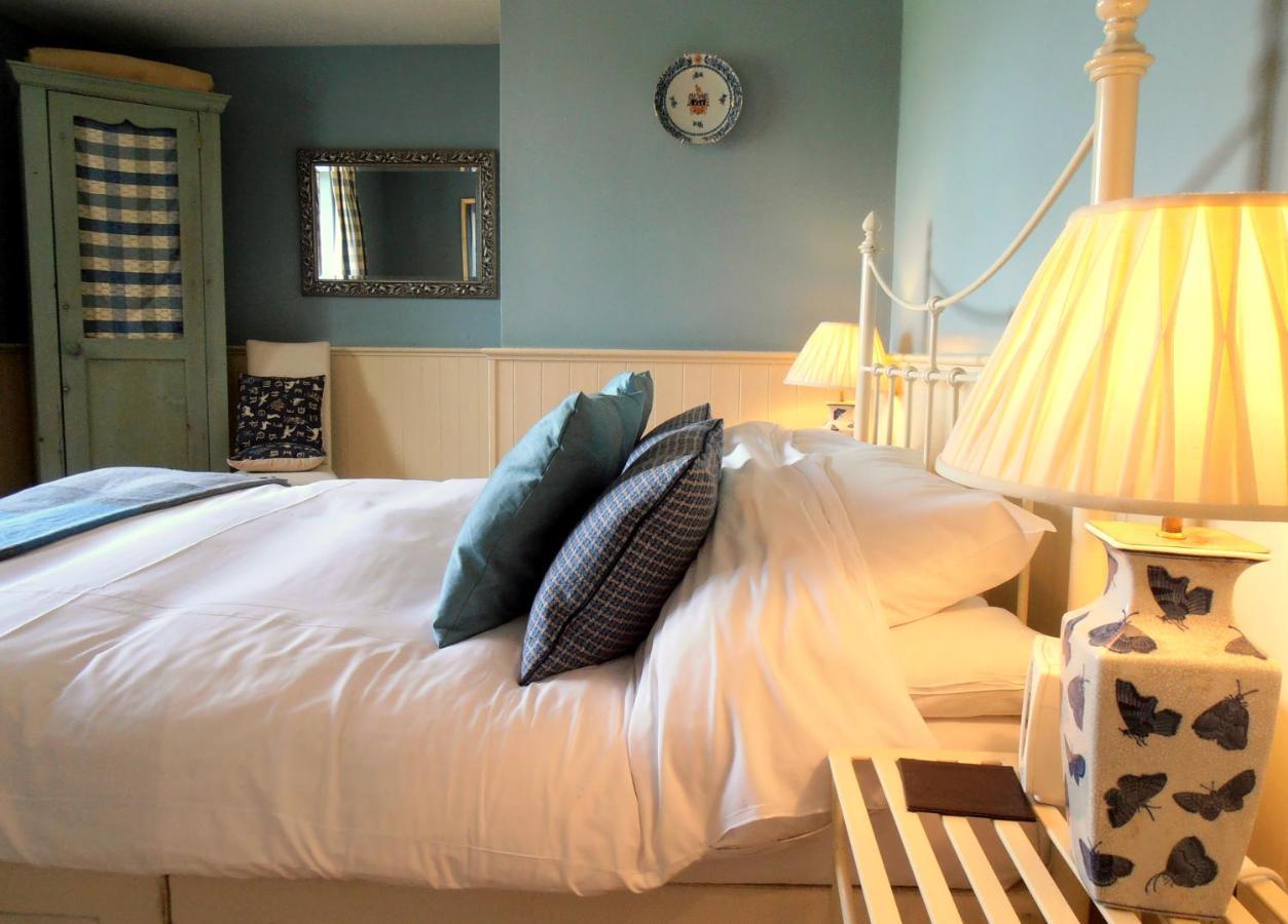 The Hunters Rest Inn Clutton Rum bild